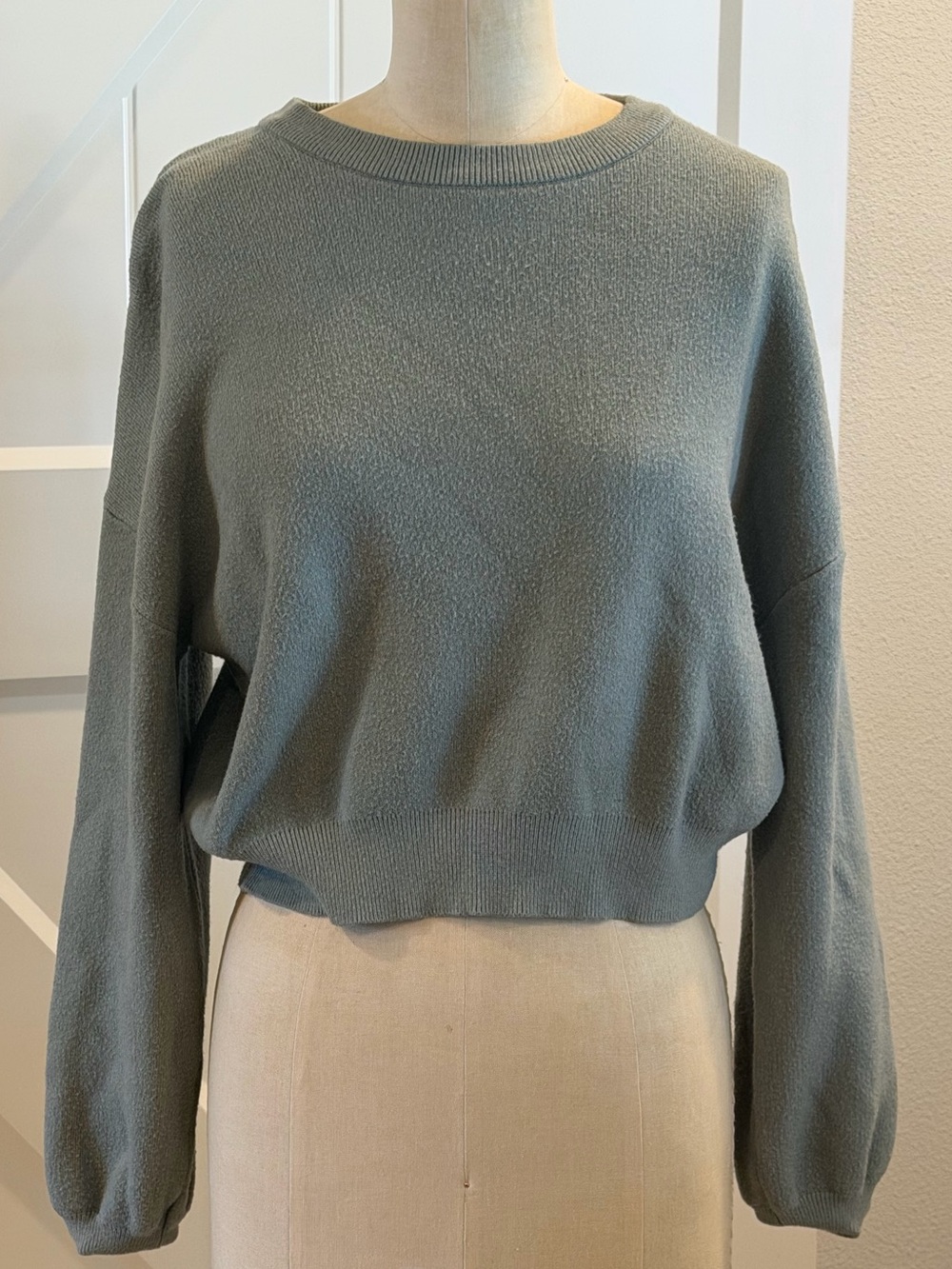 Cotton On Lightweight Knit Crewneck in Sage